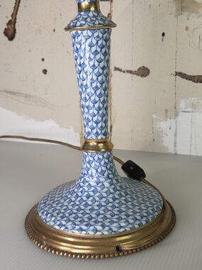 Frederick Cooper Brass & Porcelain Fish Scale Candlestick Table Lamp Blue White